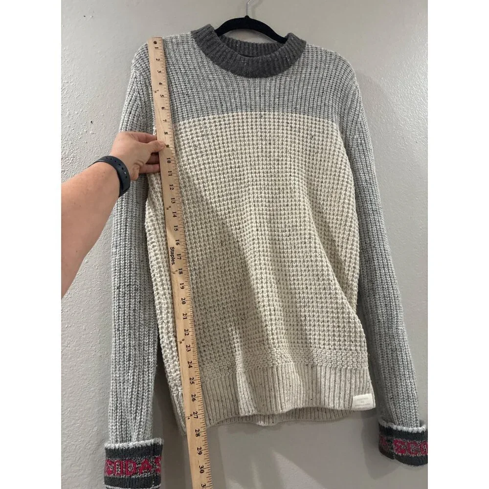 Scotch & Soda men's colorblock knitted Wool sweater in a gray colorway size S